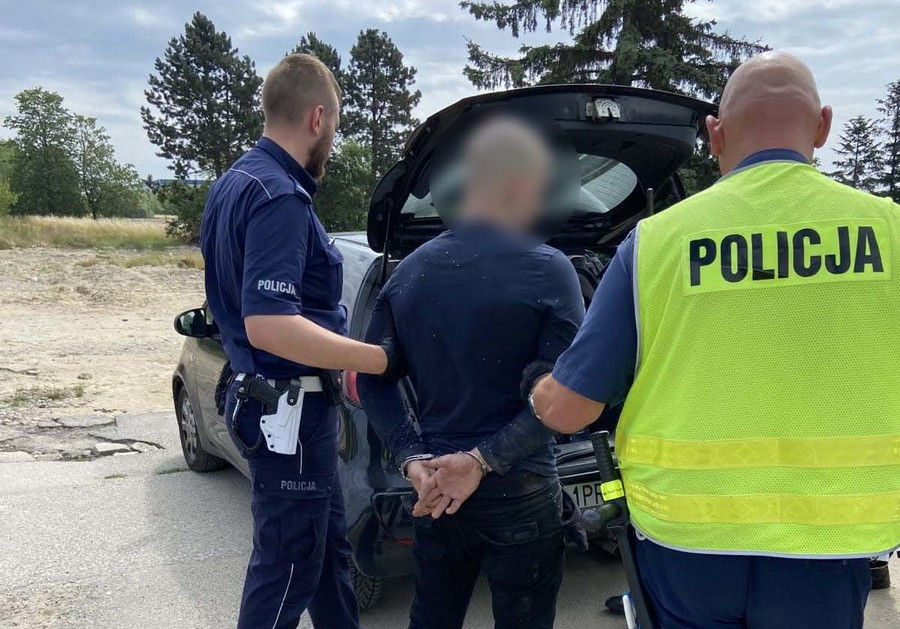 Pościg za mitsubishi ulicami Łodzi - kierowca pod wpływem narkotyków
