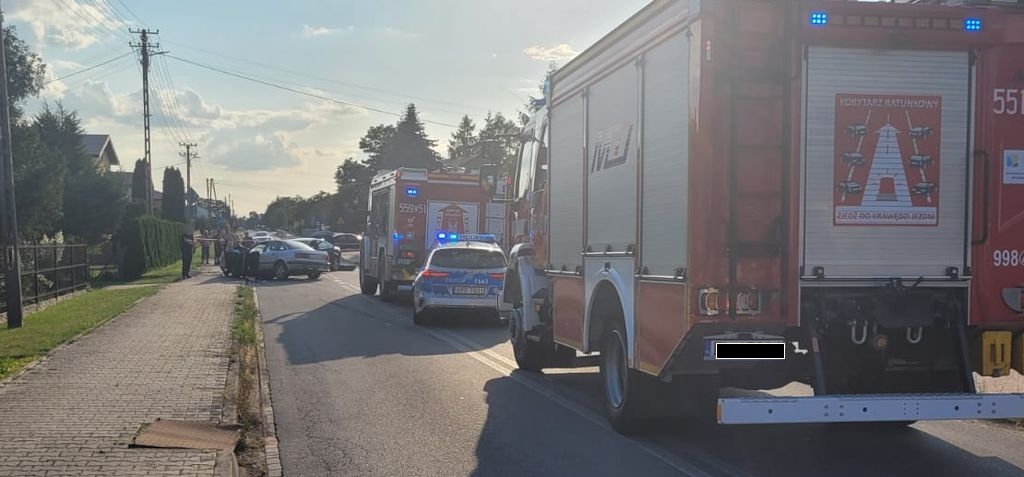 Wypadek w Łagiewnikach. Ranną 5-latkę do szpitala zabrał śmigłowiec LPR 1 Wypadek w Łagiewnikach