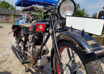 V Rajd Pojazdów Historycznych w Widawie