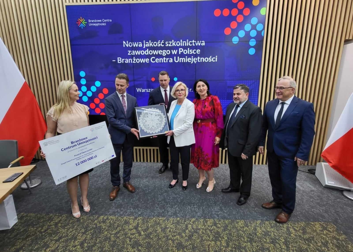 Umowy na utworzenie Branżowych Centrum Umiejętności