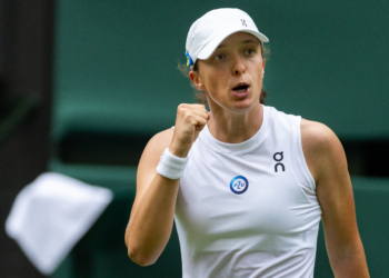 Wimbledon 2023: Iga Świątek i Hubert Hurkacz awansowali do IV rundy. Magda Linette odpadła z turnieju