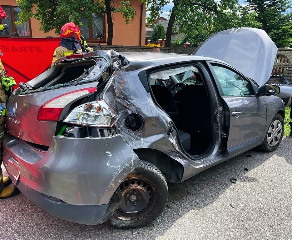 Wypadek w miejscowości Kalinki. Trzy osoby ranne