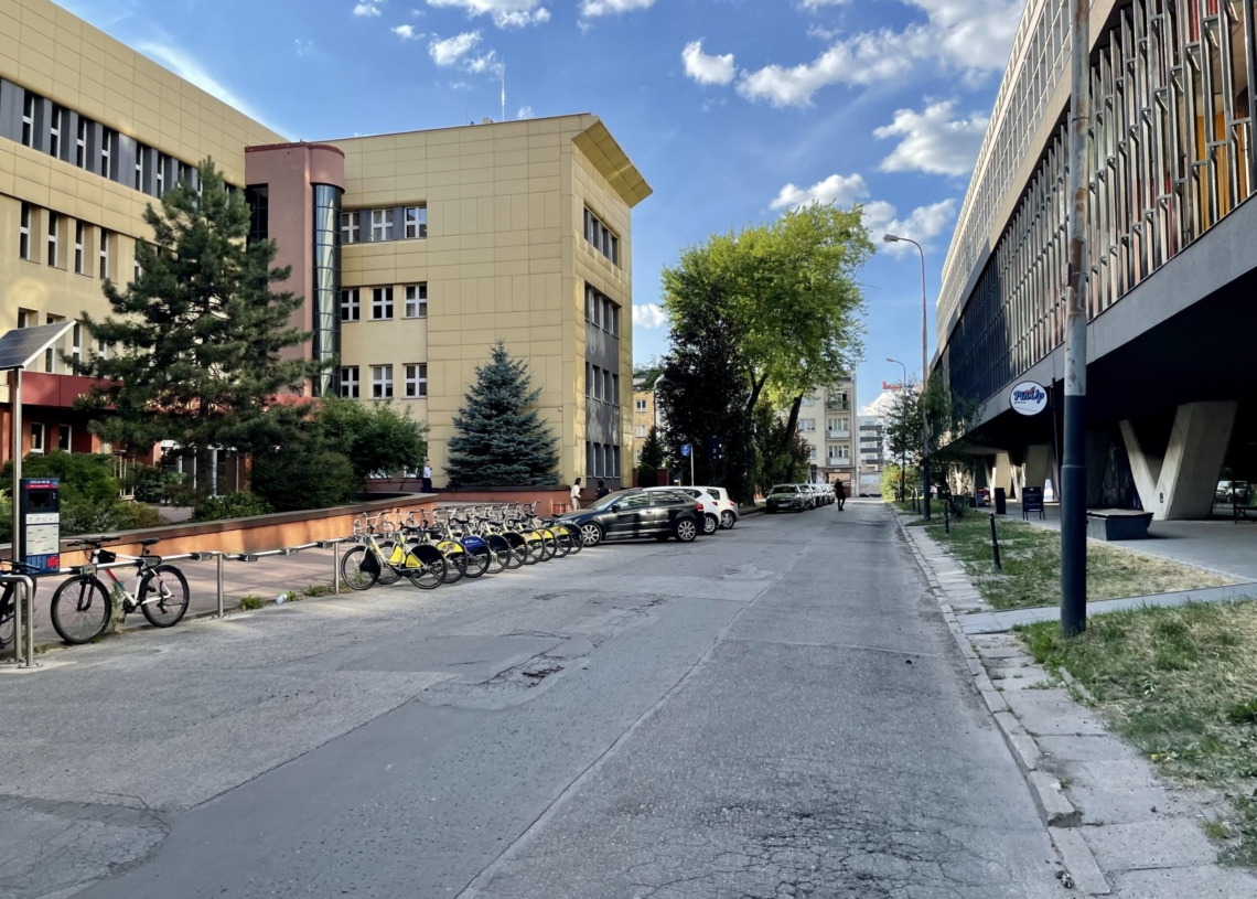 Autobusy nie kursują po POW, bo nie mogą w nią skręcić z remontowanej Rewolucji 1905 r.