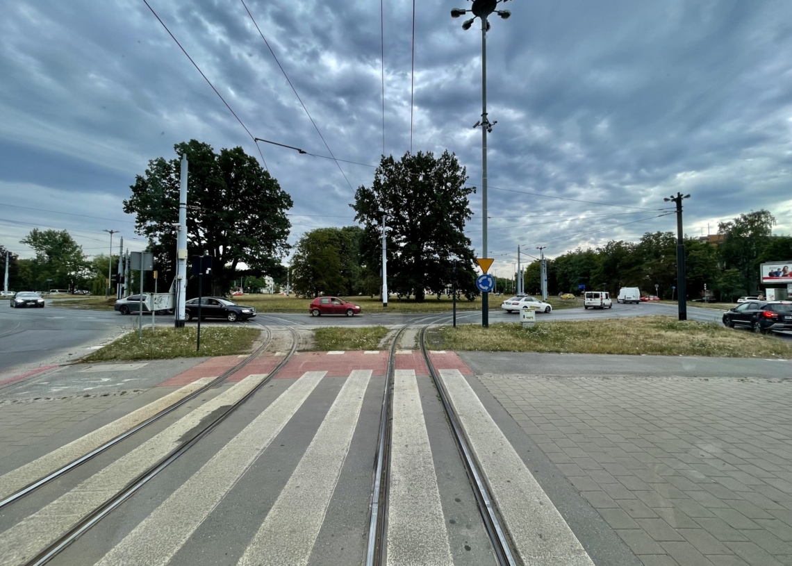 Rondo Lotników Lwowskich bez tramwajów