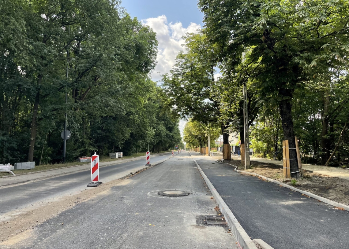 Przebudowa ulicy Krakowskiej. Zmiana organizacji ruchu i trasy linii 83 [ZDJĘCIA + WIDEO]