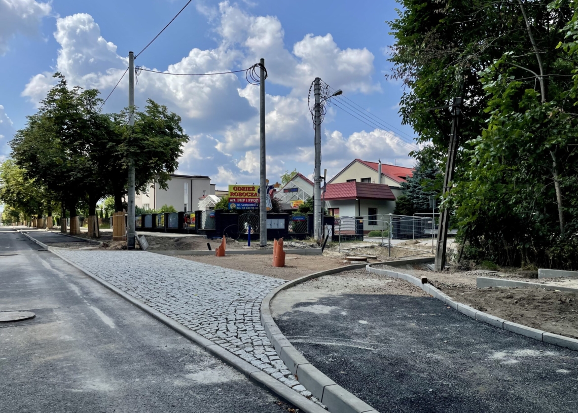 Przebudowa ulicy Krakowskiej. Zmiana organizacji ruchu i trasy linii 83 [ZDJĘCIA + WIDEO]