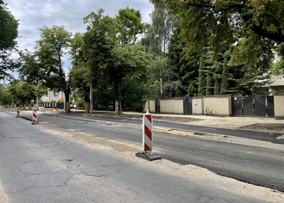 Przebudowa ulicy Krakowskiej. Zmiana organizacji ruchu i trasy linii 83 [ZDJĘCIA + WIDEO]