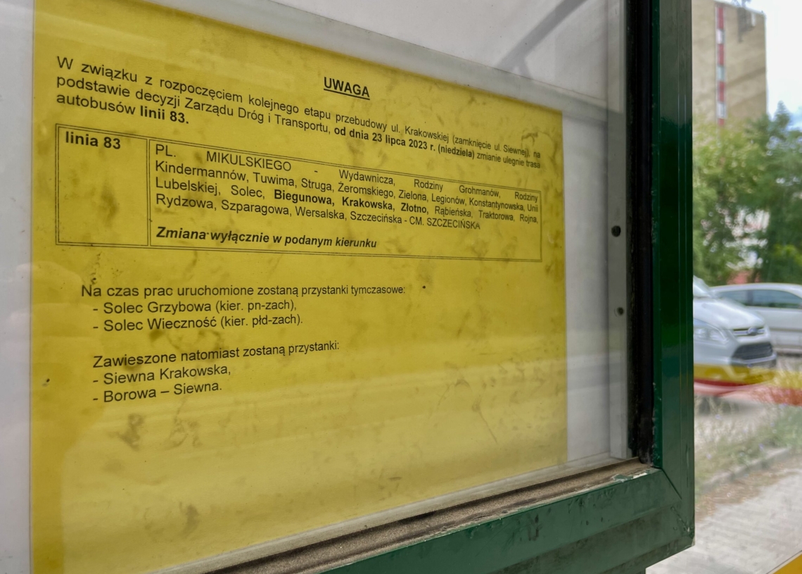 Przebudowa ulicy Krakowskiej. Zmiana organizacji ruchu i trasy linii 83 [ZDJĘCIA + WIDEO]