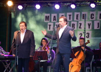 Koncert w Tworzyjankach z ministrem Glinskim.17