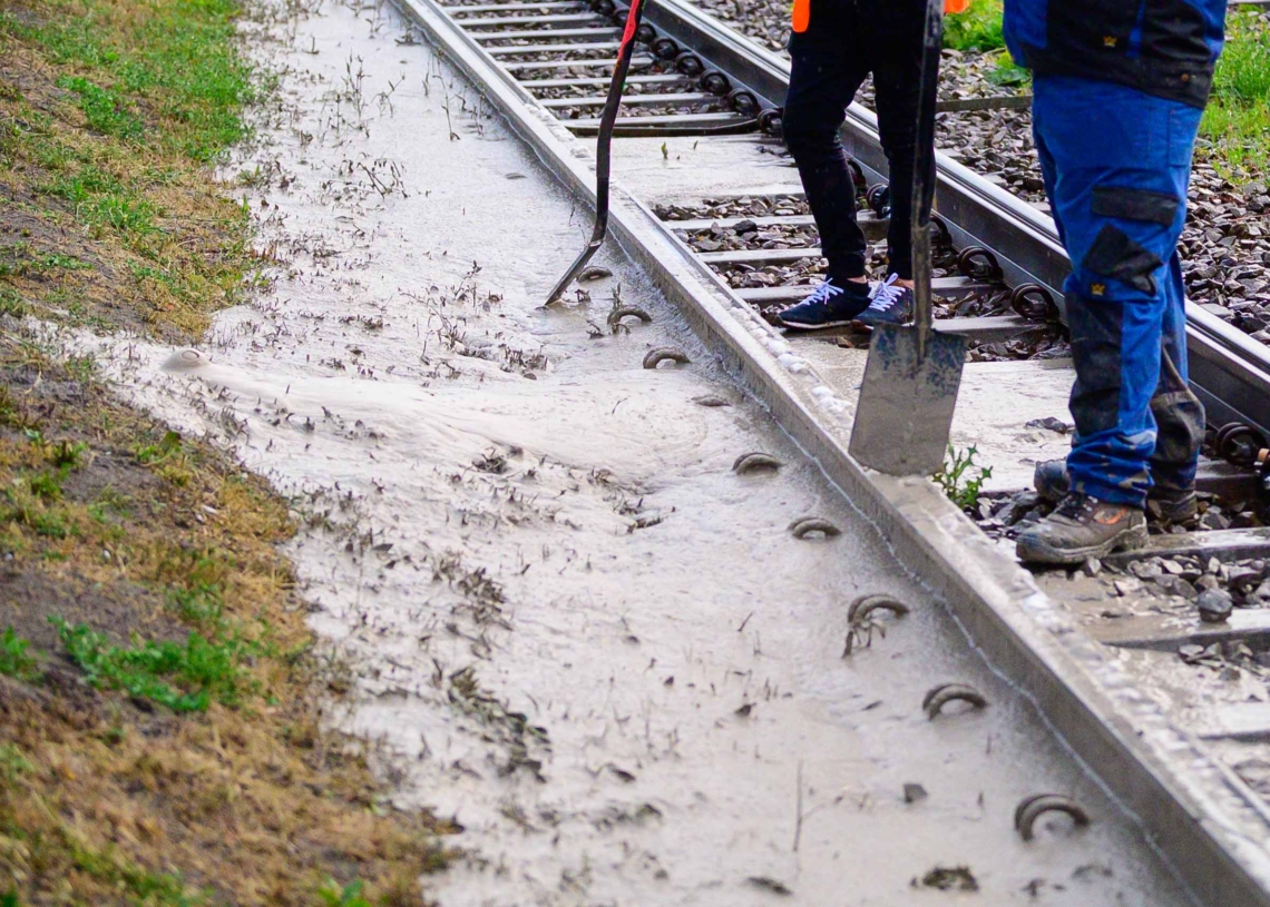 Zatrzymanie ruchu tramwajowego na Włókniarzy