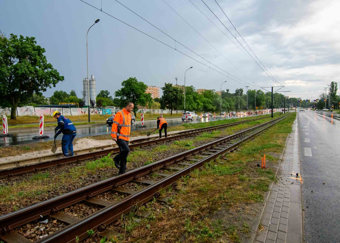Zatrzymanie ruchu tramwajowego na Włókniarzy