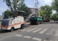 Łódzcy drogowcy nadal łatają dziury. Trudno już mówić o pozimowym usuwaniu wyrw 2 łatają dziury