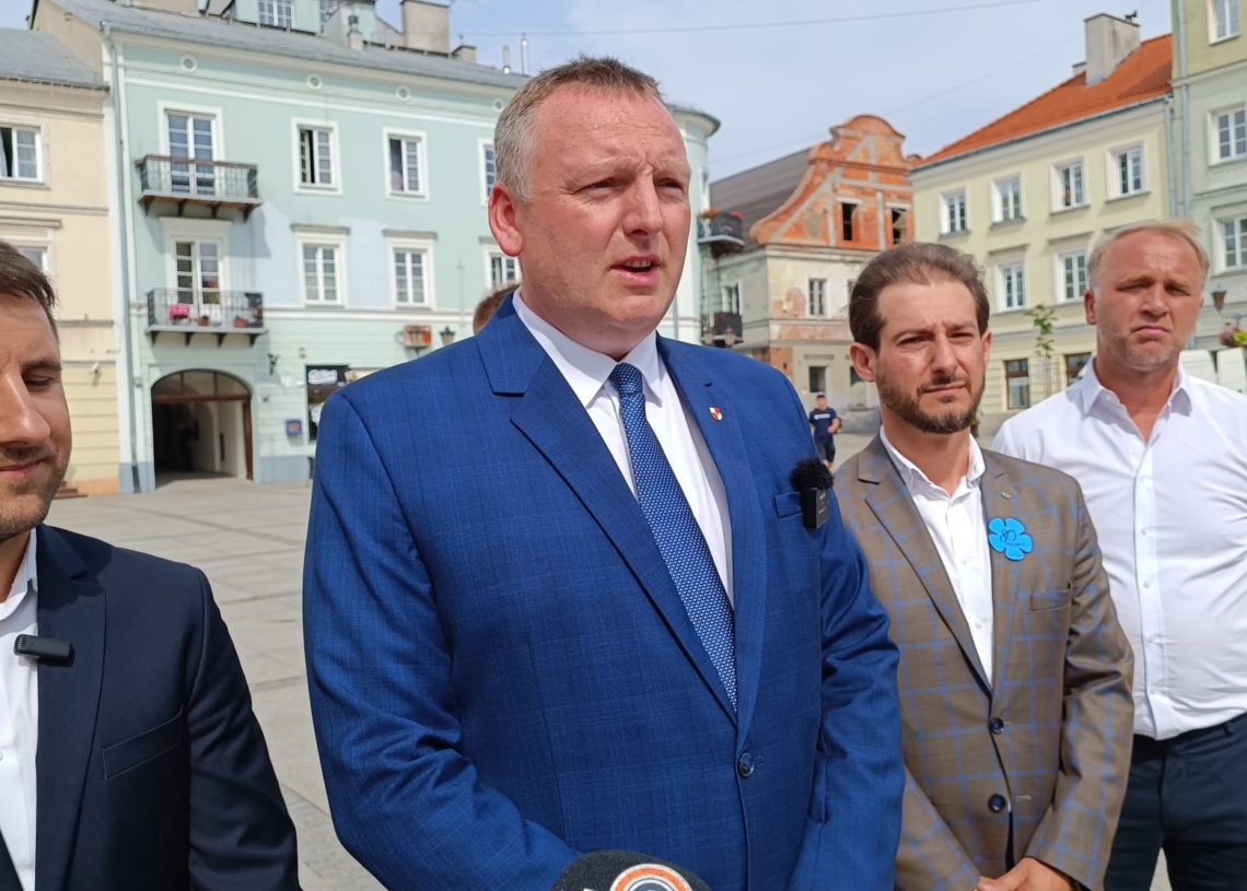 Konfederacja okręgu piotrkowskiego zaprezentowała liderów listy do Sejmu [ZDJĘCIA]