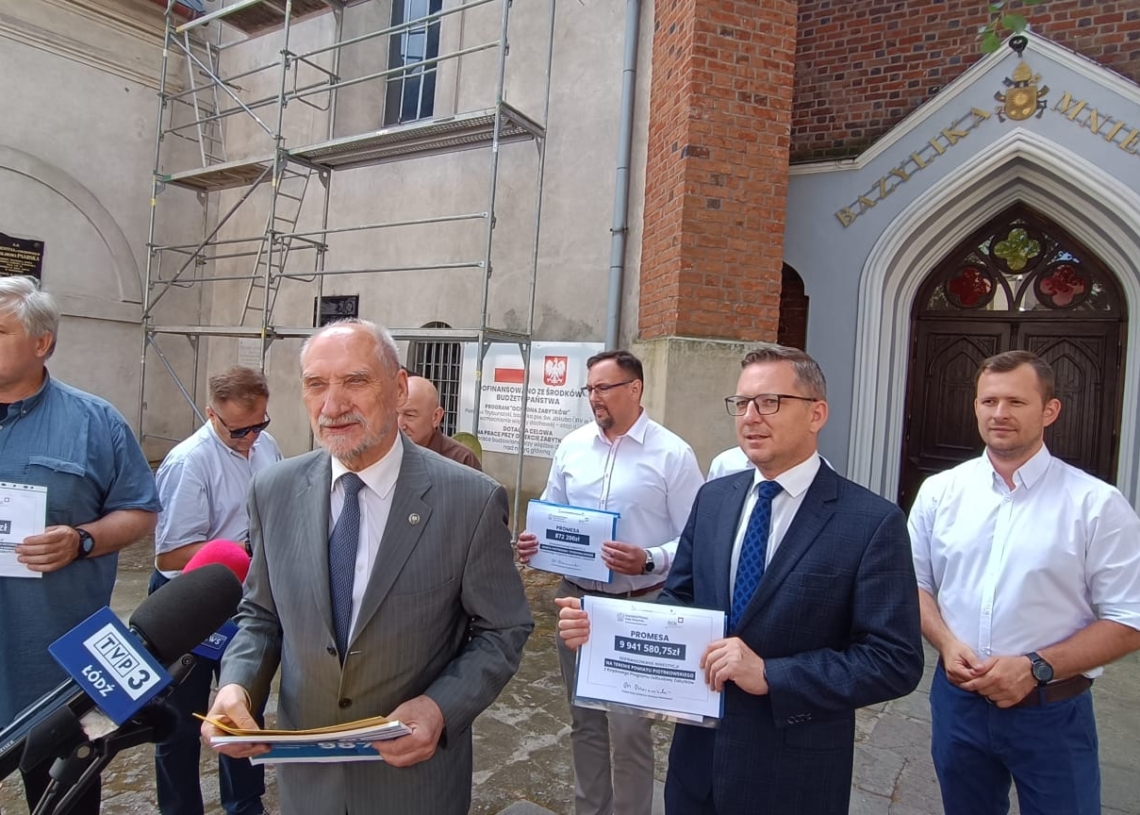Ratowanie zabytków w Łódzkiem. Przeznaczone na to zostaną środki z Rządowego Programu Odbudowy Zabytków [ZDJĘCIA]