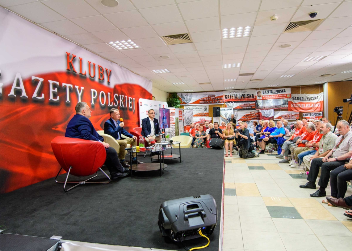Zjazd Klubów Gazety Polskiej w Spale. Gościem Mariusz Błaszczak, szef MON