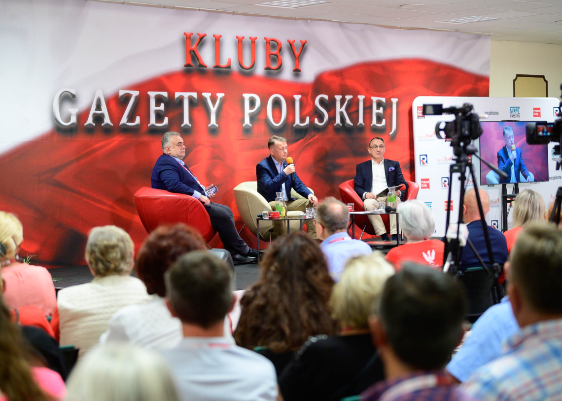 Zjazd Klubów Gazety Polskiej w Spale. Gościem Mariusz Błaszczak, szef MON