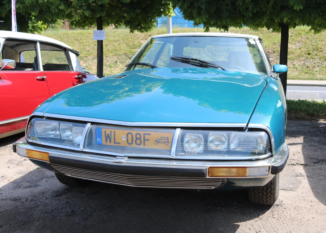 Zlot zabytkowych citroenów w Piotrkowie Trybunalskim  [ZDJĘCIA]