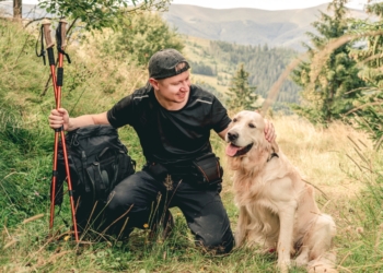 W Beskidy z psem – gdzie na spacer z pupilem w pięknej górskiej scenerii?
