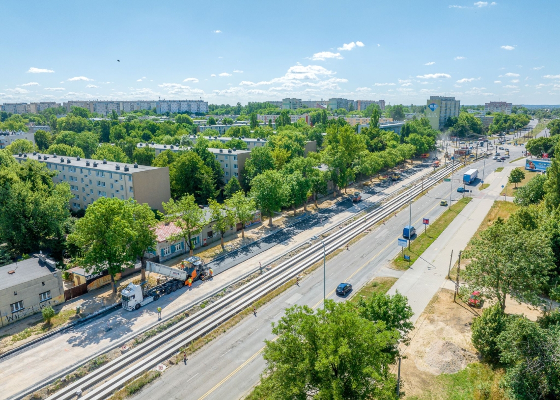 Modernizacja Śmigłego-Rydza. Zaczęło się układanie asfaltu