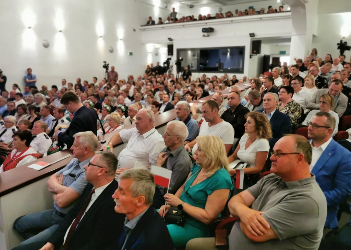Sieradz: minister Jacek Sasin o polityce otwartej na potrzeby rodzin [ZDJĘCIA]