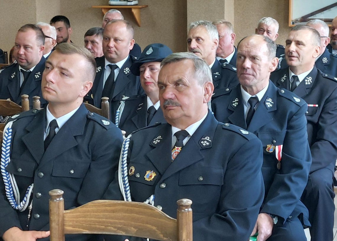 Sieradz: strażacy ochotnicy otrzymali promesy na zakup sprzętu ratowniczego