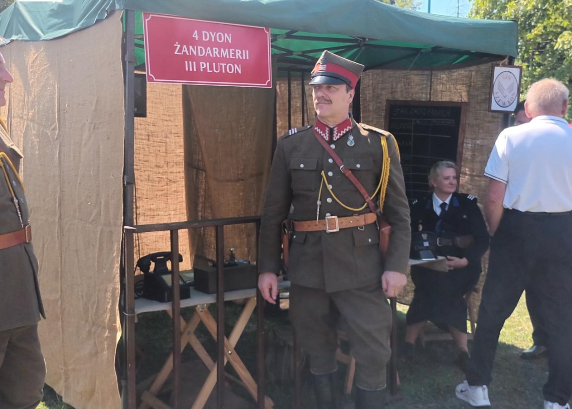 Obchody Święta Wojska Polskiego i X Skierniewickie Spotkania z Historią [ZDJĘCIA]