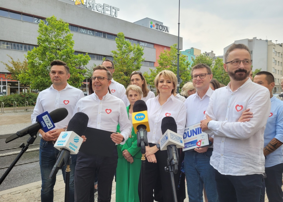 Politycy Koalicji Obywatelskiej zbierają podpisy pod listą do Sejmu