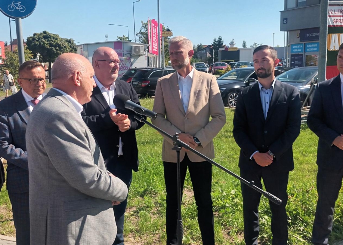 Zakończyła się największa inwestycja drogowa w historii powiatu zgierskiego [ZDJĘCIA]