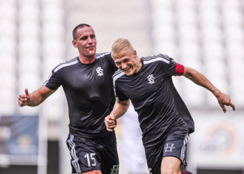 27.08.2023 LODZ, ALEJA UNI LUBELSKIEJ STADION WLADYSLAWA KROLA PILKA NOZNA, 2 LIGA PILKARSKA MECZ ( GAME ) LKS 2 II LODZ - KKS KALISZ NZ ALEKSANDER SLEZAK, OSKAR KOPROWSKI RADOSC, BRAMKA, GOL LKS LODZ FOTO LUKASZ GROCHALA/CYFRASPORT