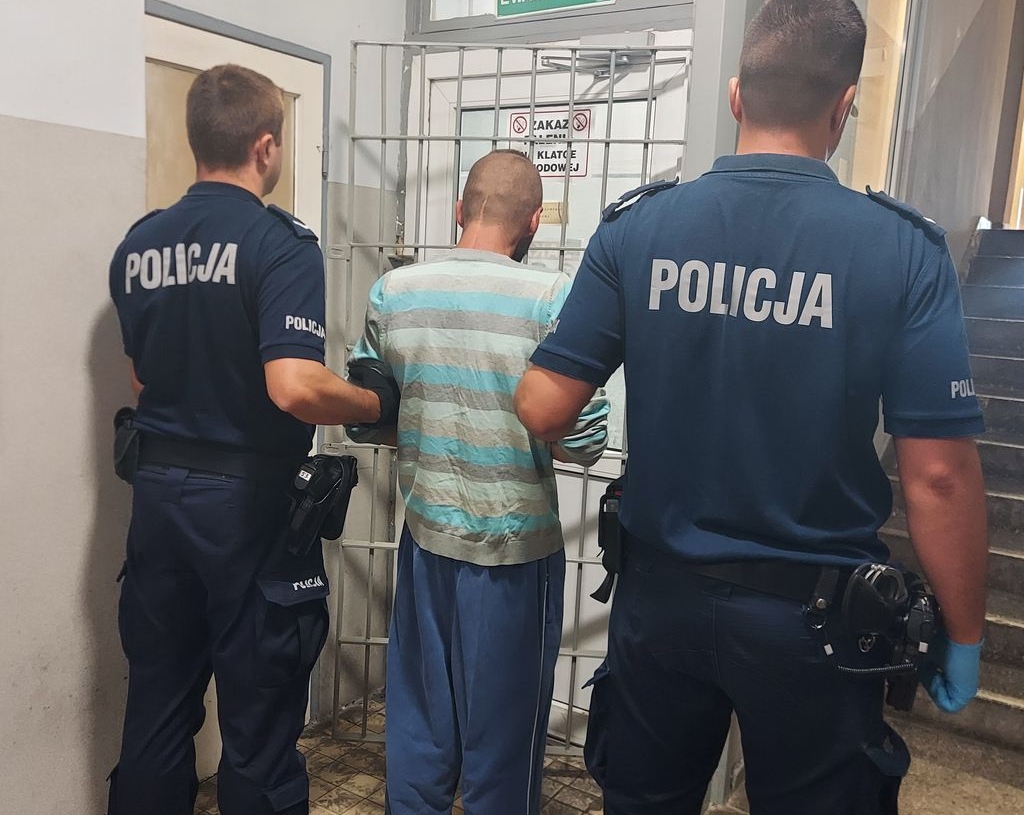 35-latek pobił znajomego i ugodził go nożem. Wszystko przez zazdrość 1 Powiat Wieluński. 35-latek pobił znajomego i ugodził go nożem