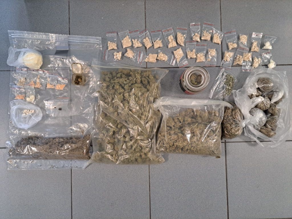 34-latek miał ponad kilogram narkotyków. Grozi mu 10 lat więzienia