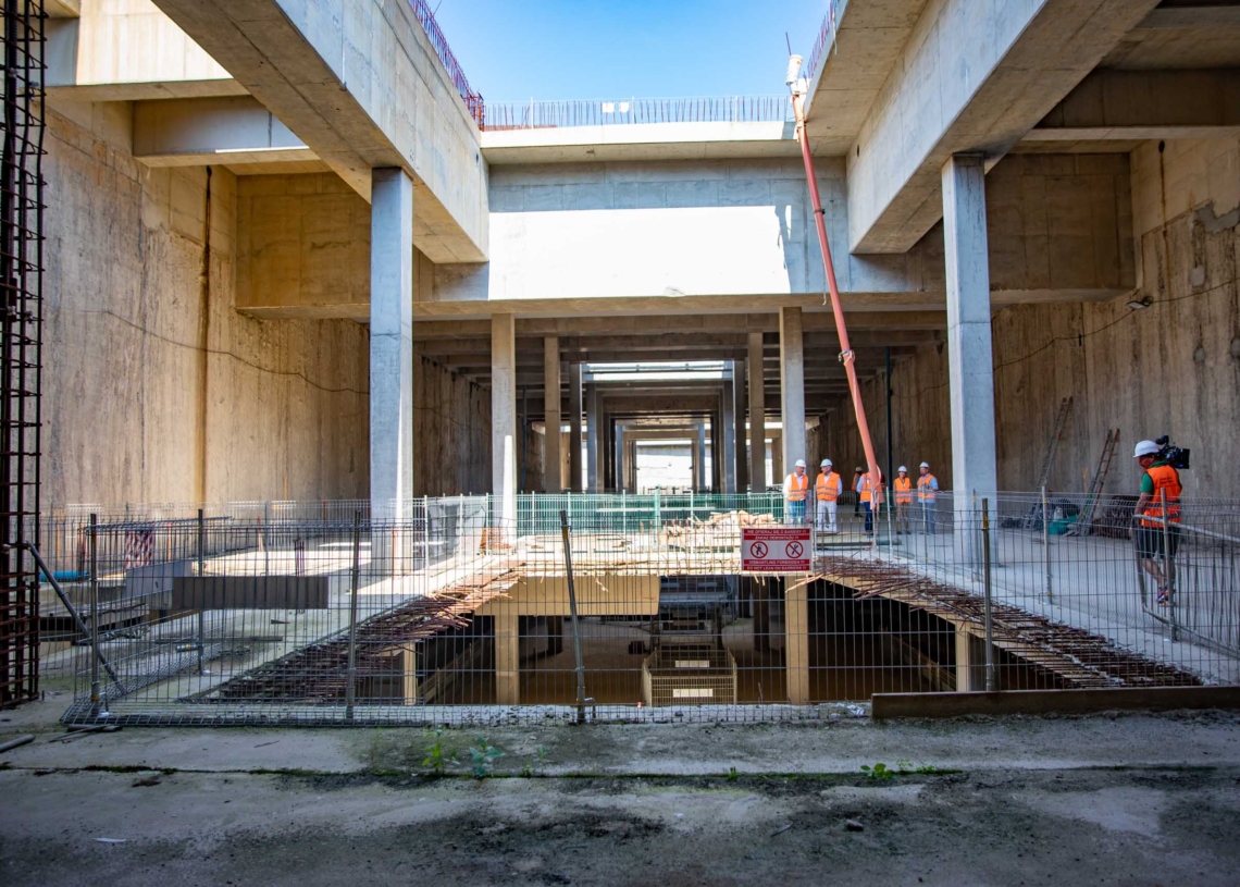 Budowa tunelu średnicowego między Polesiem a Łodzią Fabryczną wznowiona po 13 miesiącach [ZDJĘCIA + WIDEO]