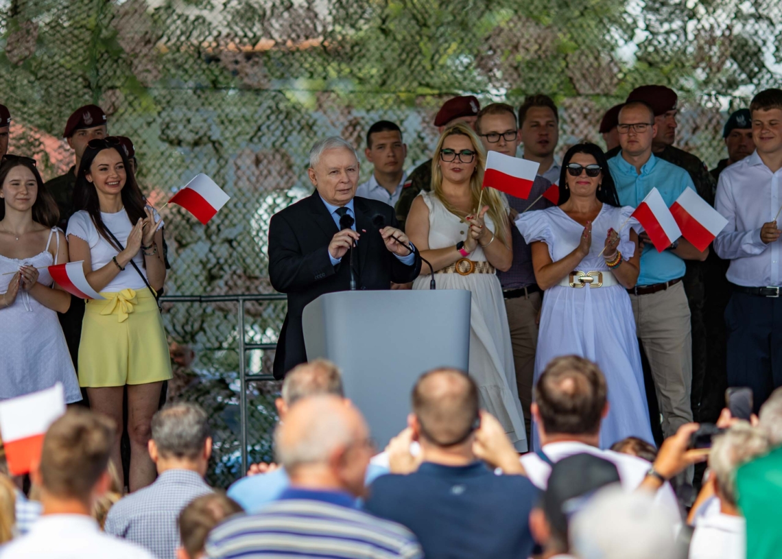 Wicepremier Jarosław Kaczyński na pikniku wojskowym w Uniejowie [ZDJĘCIA]