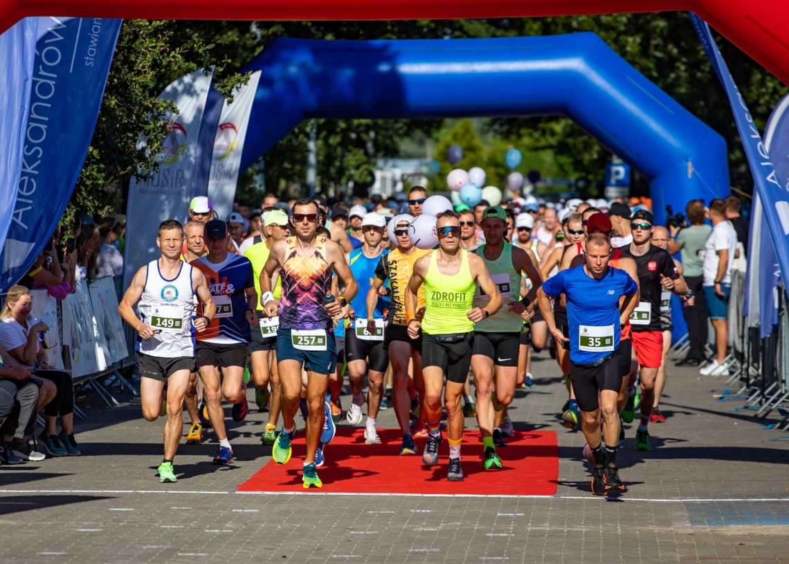 Mororun w Aleksandrowie Łódzkim. 9. bieg na Święto Wojska Polskiego [ZDJĘCIA]