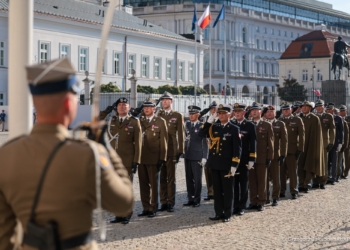 Prezydent wręczył nominacje generalskie