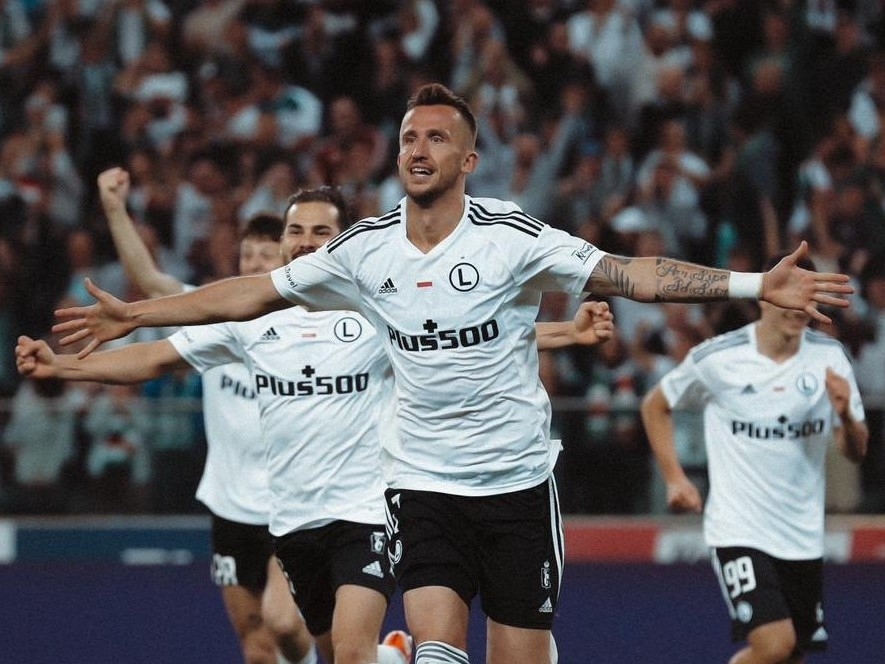 Legia Warszawa lepiej egzekwowała karne i zagra jesienią w Europie 1 Legia Warszawa lepiej egzekwowała karne i zagra jesienią w Europie