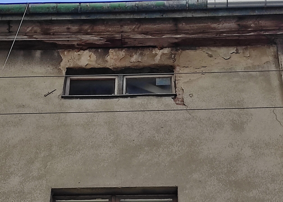 Problemy mieszkańców kamienicy przy ulicy Wróblewskiego w Łodzi