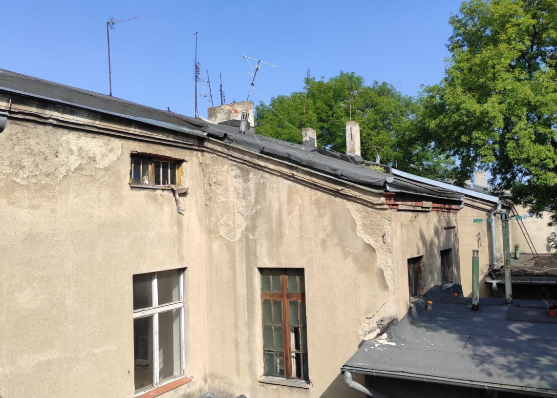 Problemy mieszkańców kamienicy przy ulicy Wróblewskiego w Łodzi