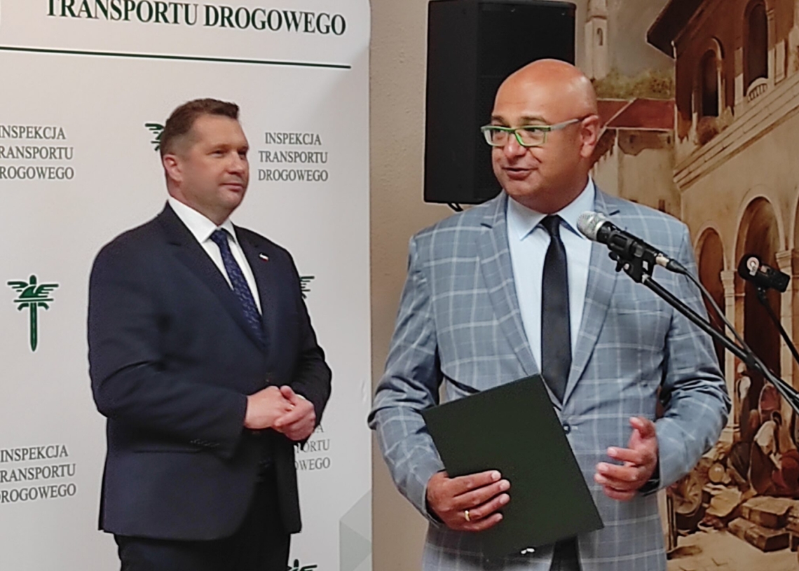 „Bezpiecznie w szkole i po szkole” – wspólne warsztaty MEiN oraz ITD w rzgowskim parku rozrywki