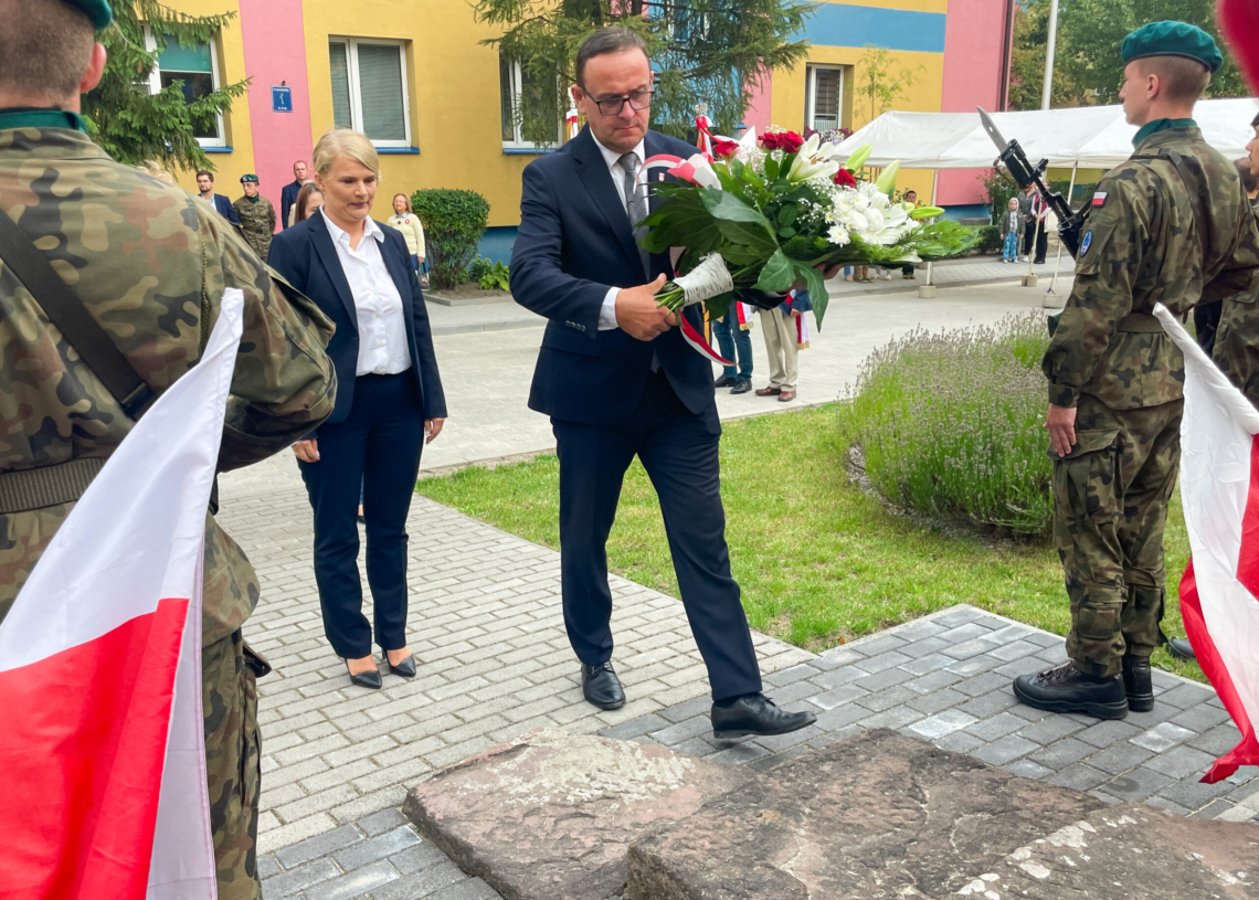 79. rocznica wybuchu Powstania Warszawskiego. Uroczystości w Sieradzu