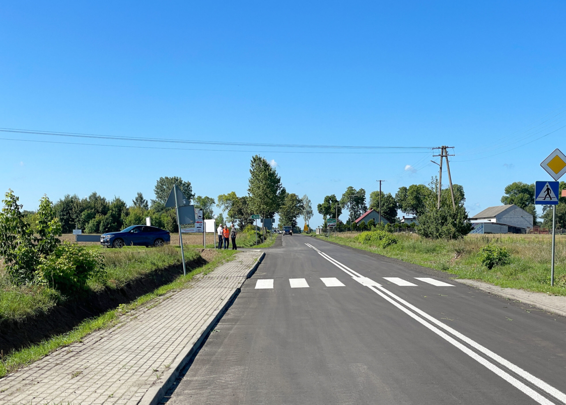 Zakończył się remont drogi w miejscowości Dryganek Mały. Oficjalnie otworzył ją minister Marcin Przydacz