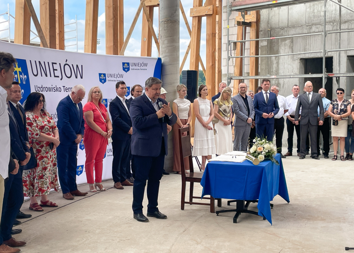 Tężnia solankowa w Uniejowie. Wmurowano kamień węgielny