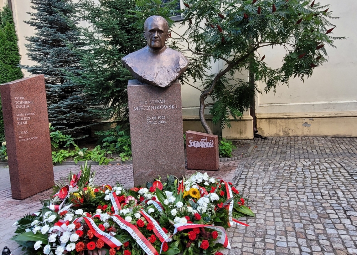 Ojciec Stefan Miecznikowski upamiętniony w Łodzi