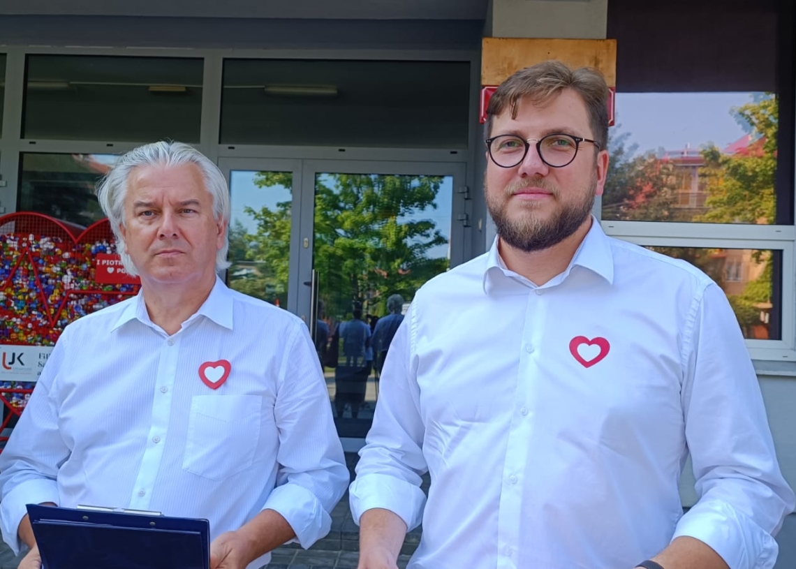 Konferencja PO przed Akademią Piotrkowską