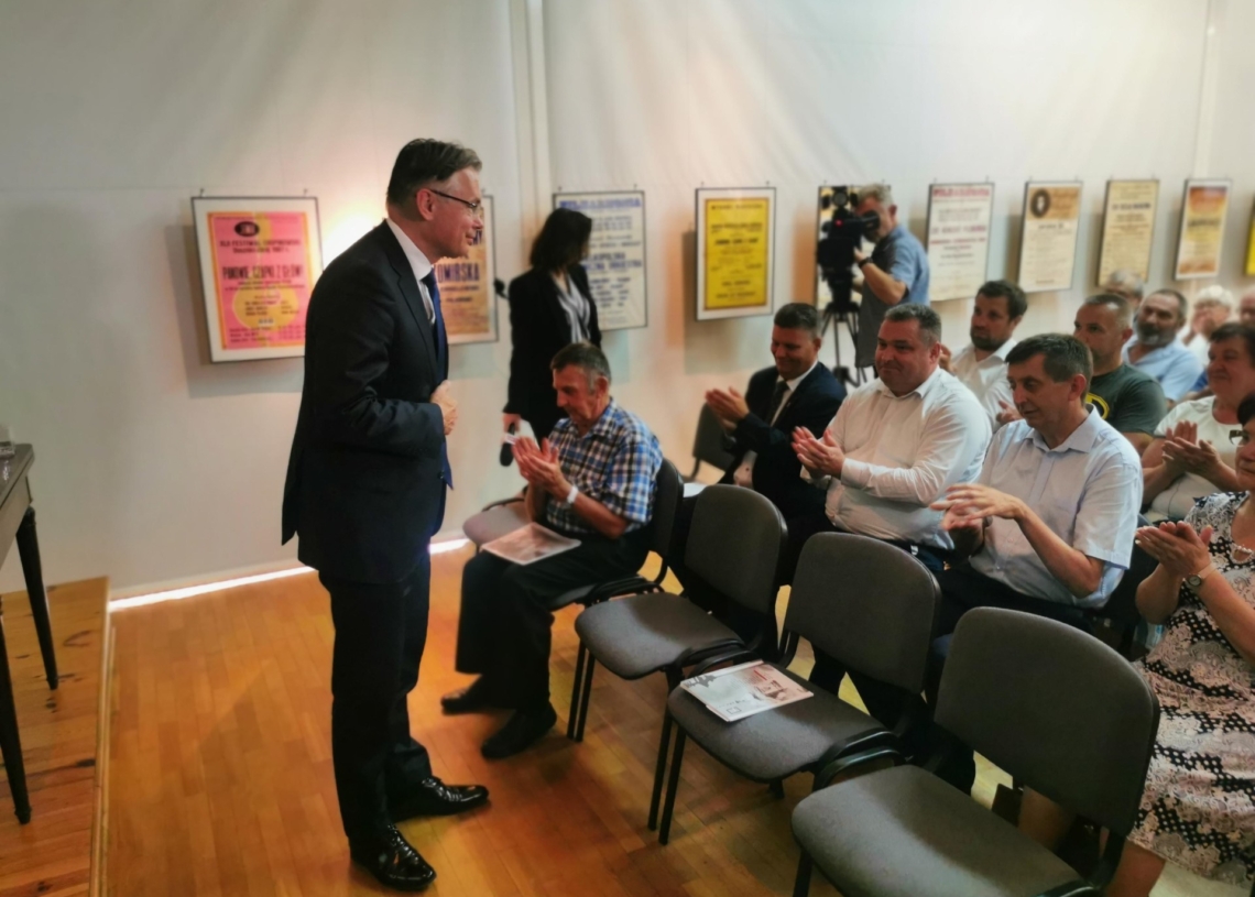 Arkadiusz Mularczyk o reparacjach wojennych od Niemiec