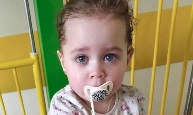 29-letni biegacz z Podhala przemierza cały kraj, zbierając pieniądze na leczenie dziewczynki chorej na SMA 1 biegacz z Podhala