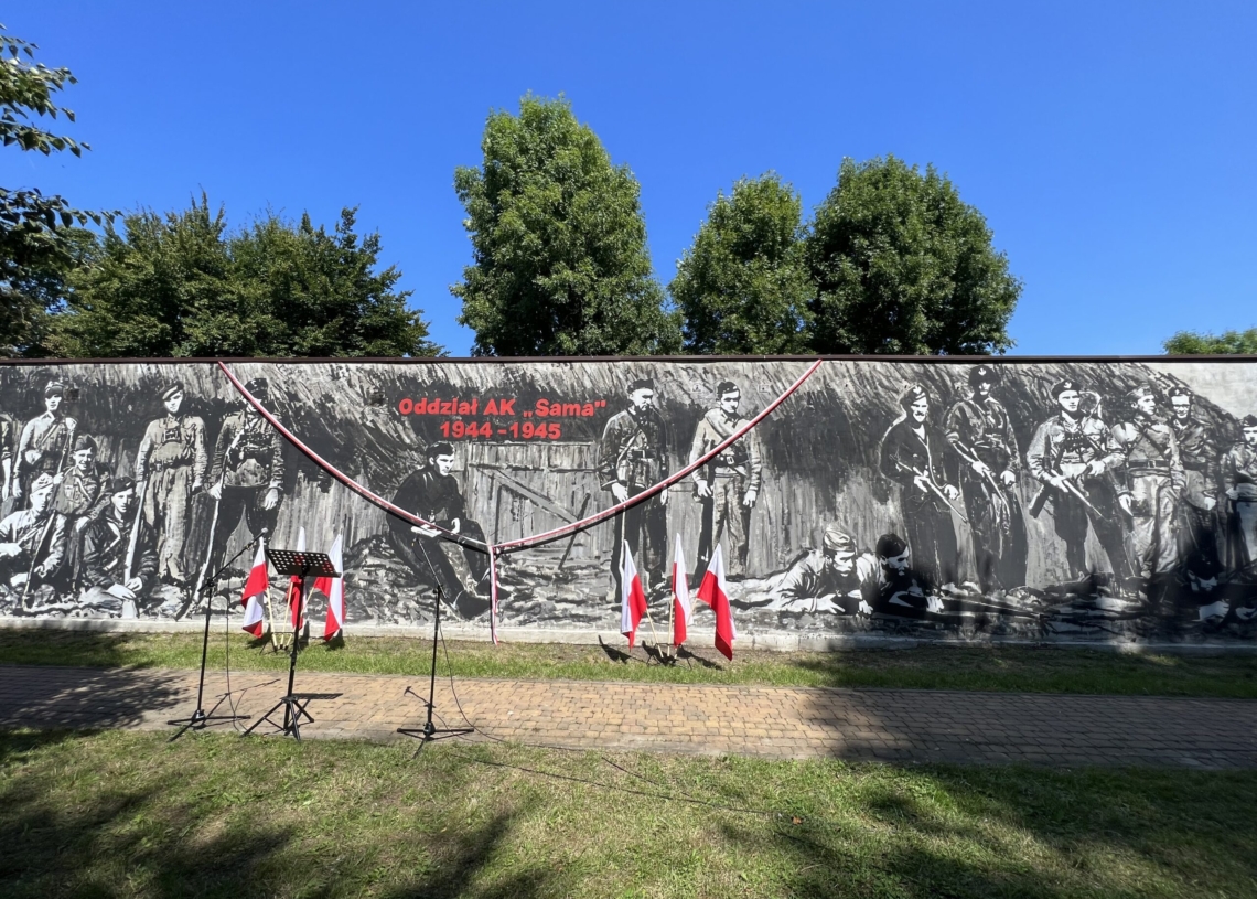 W Koluszkach odsłonięto mural poświęcony żołnierzom AK