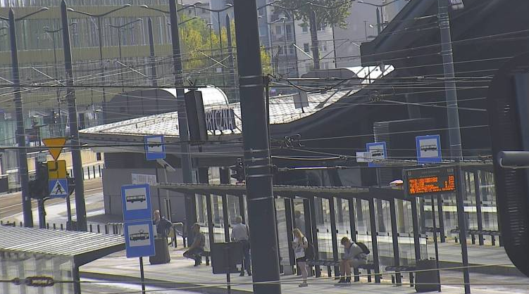 Wykolejenie na linii 17 i zatrzymanie ruchu tramwajowego na Kilińskiego 1 zatrzymanie ruchu tramwajowego na Kilińskiego
