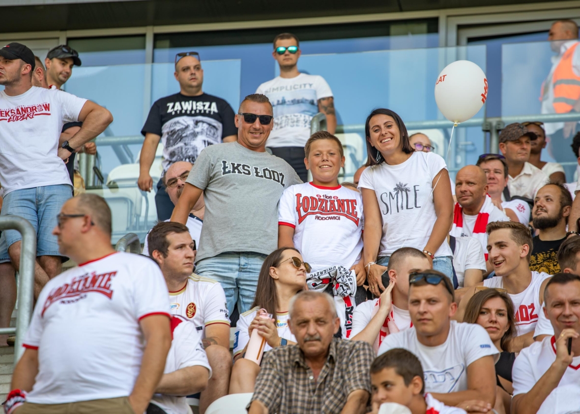 Doping kibiców w meczu ŁKS Łódź - Pogoń Szczecin