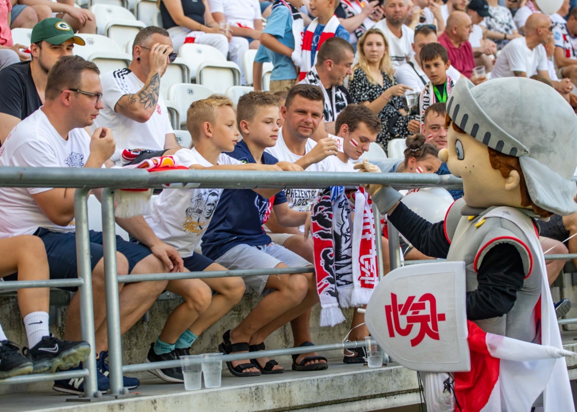 Doping kibiców w meczu ŁKS Łódź - Pogoń Szczecin